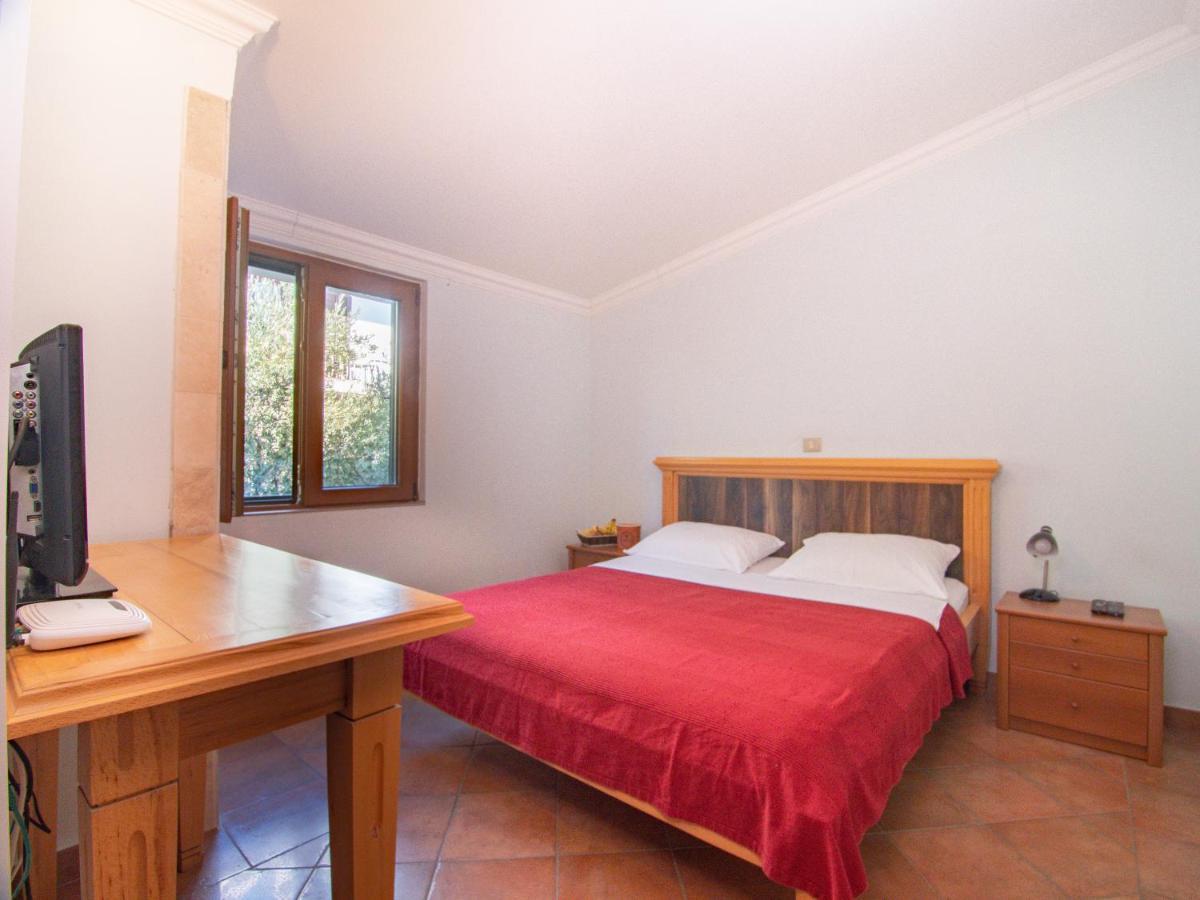 Apartments And Rooms Levantin Inn Sveti Stefan Exterior foto