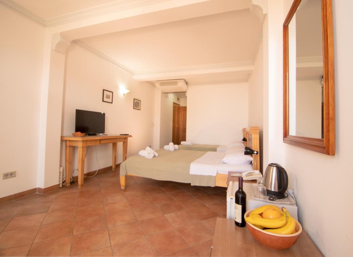 Apartments And Rooms Levantin Inn Sveti Stefan Exterior foto