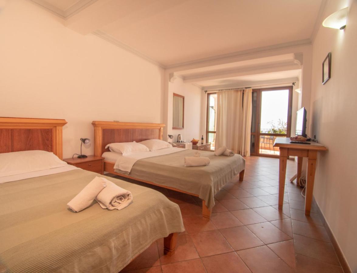 Apartments And Rooms Levantin Inn Sveti Stefan Exterior foto