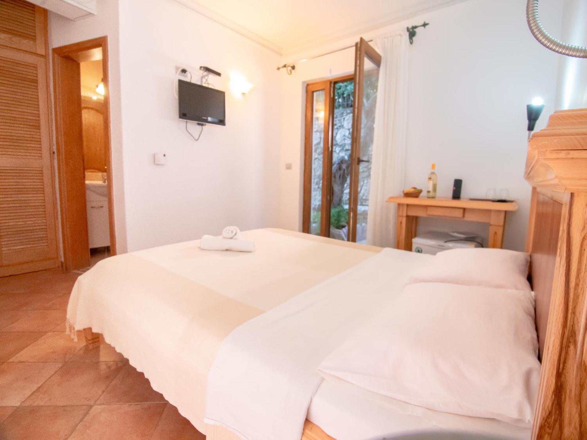 Apartments And Rooms Levantin Inn Sveti Stefan Exterior foto