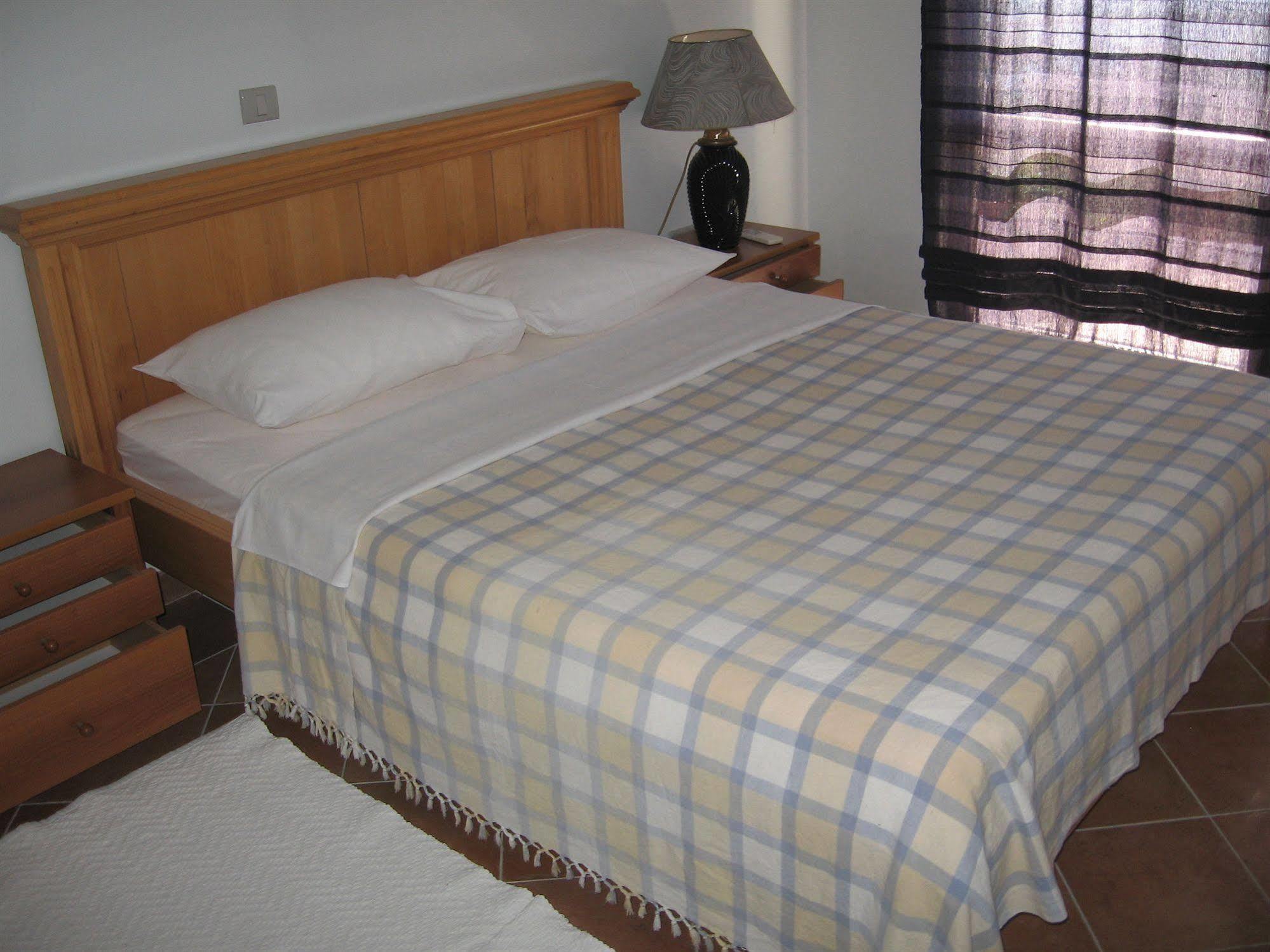 Apartments And Rooms Levantin Inn Sveti Stefan Exterior foto